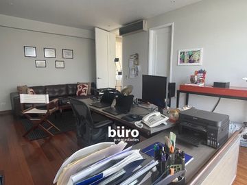 EXCLUSIVA CASA EN VENTA CON 6 DORMITORIOS EN SAN ISIDRO
