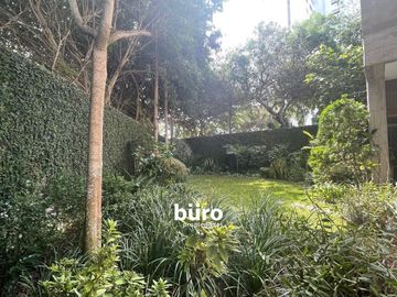 EXCLUSIVA CASA EN VENTA CON 6 DORMITORIOS EN SAN ISIDRO