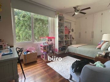 EXCLUSIVA CASA EN VENTA CON 6 DORMITORIOS EN SAN ISIDRO