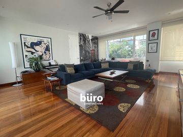 EXCLUSIVA CASA EN VENTA CON 6 DORMITORIOS EN SAN ISIDRO