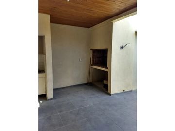 Casa en VENTA, Riobamba al 1300 Merlo Sur