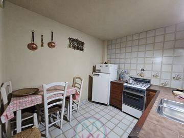 Chalet en venta de 3 dormitorios c/ cochera en Zona Sur