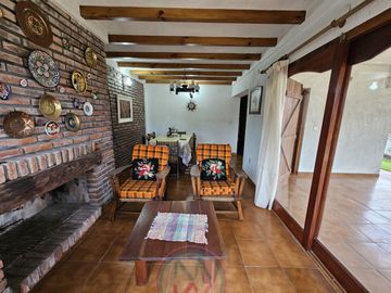 Chalet en venta de 3 dormitorios c/ cochera en Zona Sur