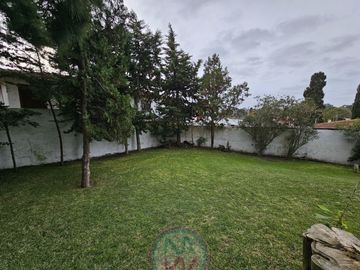 Chalet en venta de 3 dormitorios c/ cochera en Zona Sur