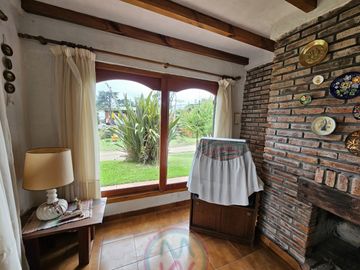 Chalet en venta de 3 dormitorios c/ cochera en Zona Sur