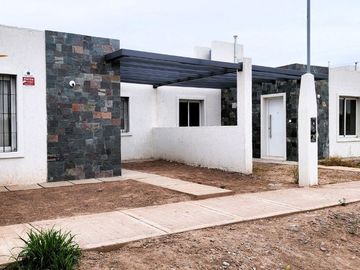 CASA EN VENTA BARRIO NATANIA 73 GUTIERREZ MAIPU