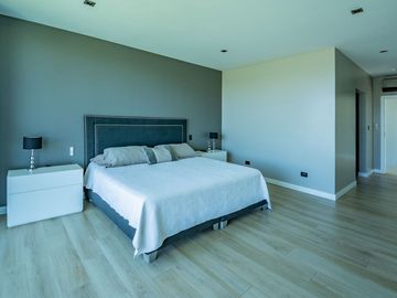 CASA EN VENTA TERRALAGOS A LA LAGUNA