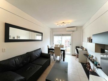 VENTA DEPTO. 2 AMB. BALCON ,TERRAZA CON 5 PARRILAS