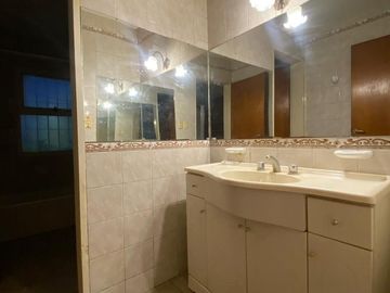 VENTA CASA DUPLEX, BERAZATEGUI