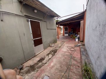 VENTA CASA 3 AMBIENTES CON PATIO - QUILMES OESTE
