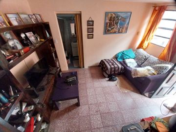VENTA CASA 3 AMBIENTES CON PATIO - QUILMES OESTE