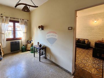 VENTA CASA 3 AMB C/PATIO EN QUILMES - APTO CREDITO