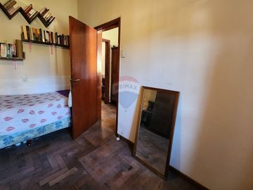 VENTA CASA 3 AMB C/PATIO EN QUILMES - APTO CREDITO