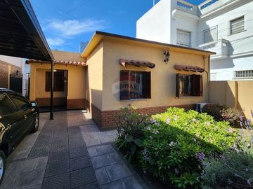 VENTA CASA 3 AMB C/PATIO EN QUILMES - APTO CREDITO