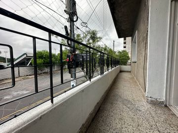 PH TIPO CASA 4 AMBIENTES Y COCHERA