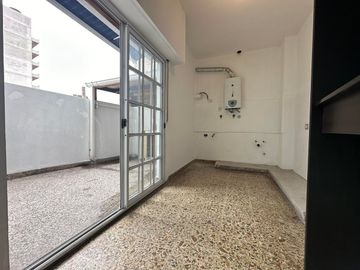 PH TIPO CASA 4 AMBIENTES Y COCHERA