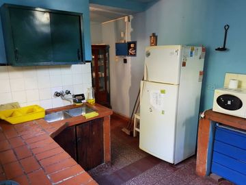 VENTA CASA RECICLAR EN LOTE COMERCIAL VILLA GESELL