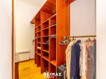 Venta casa 4 dormitorios CENTRO