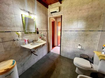 CASA QUINTA EN VENTA JOSÉ C PAZ C/PILETA, PARRILLA