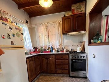 CASA QUINTA EN VENTA JOSÉ C PAZ C/PILETA, PARRILLA