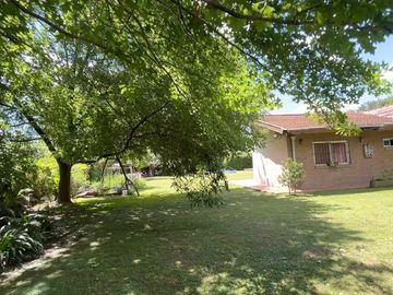 CASA QUINTA EN VENTA JOSÉ C PAZ C/PILETA, PARRILLA