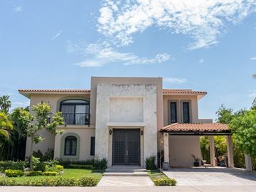 JAGUARES 33C EL TIGRE - Casa en venta en , Bahia de Banderas