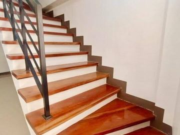 RFO Beatrice Townhomes Maligaya Park near SM Fairview Quezon City For Sale