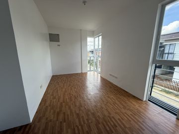 2 Storey House & Lot w/3Bedrooms For Sale in Brgy. Bolbok Lipa City Batangas- EA