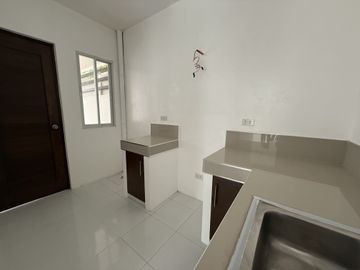 2 Storey House & Lot w/3Bedrooms For Sale in Brgy. Bolbok Lipa City Batangas- EA