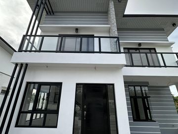 2 Storey Single Detached w/ 4BR For Sale in Brgy Inosloban Lipa City Batangas-EA
