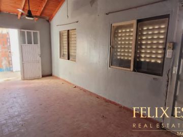 VENTA - CASA 3 HABITACIONES - SAN BENITO