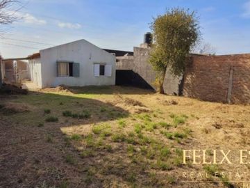 VENTA - CASA 3 HABITACIONES - SAN BENITO