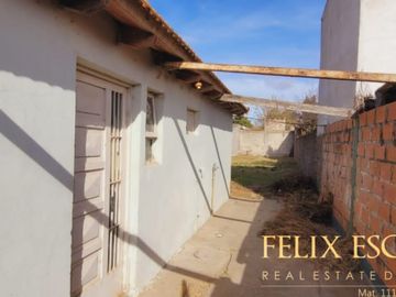 VENTA - CASA 3 HABITACIONES - SAN BENITO
