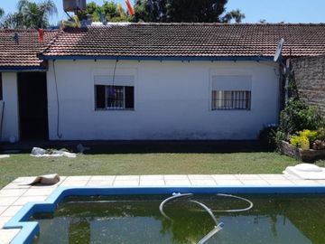 EN VENTA- CASA DE 3 DORMITORIOS EN SAN BENITO