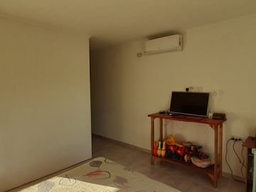 VENTA - CASA 3 HABITACIONES - BARRIO LOS CEDROS
