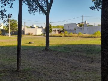 VENTA - CASA 3 HABITACIONES - BARRIO LOS CEDROS