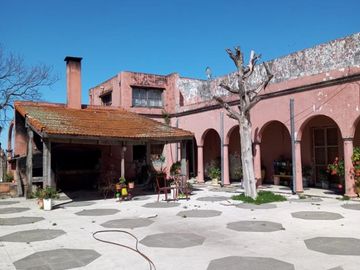 Hermoso campo con casco antiguo estilo Colonial