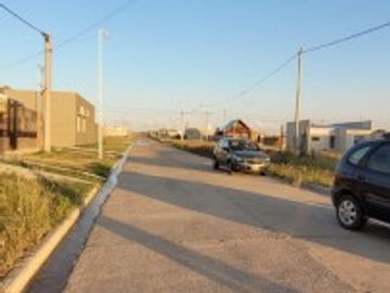 VENTA de CASA - LOTEO SOLVENCIA, SAN BENITO