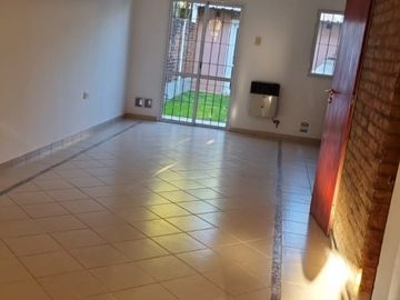 VENTA - DUPLEX - ZONA BARRIO PARACAO