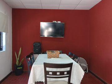 VENTA - CASA 2 HABITACIONES - ZONA GARRIGO Y PROVINCIAS UNIDAS