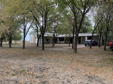 Casa quinta de 11 hectareas a minutos de Parana