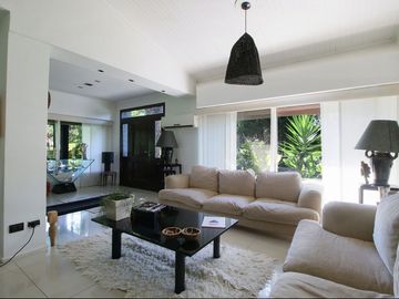 VENTA CASA EN LOTE DE 1100M2 EN CAMPO CHICO PILAR