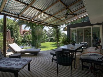 VENTA CASA EN LOTE DE 1100M2 EN CAMPO CHICO PILAR