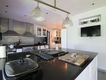 VENTA CASA EN LOTE DE 1100M2 EN CAMPO CHICO PILAR
