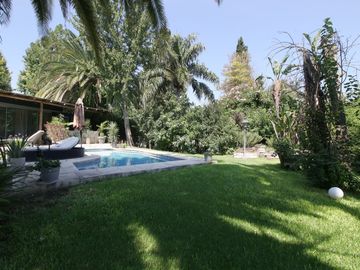 VENTA CASA EN LOTE DE 1100M2 EN CAMPO CHICO PILAR