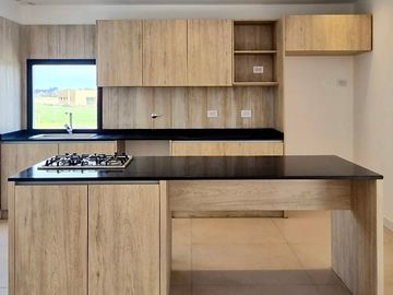 AREA 2- LOTE 188, SAN SEBASTIAN A ESTRENAR