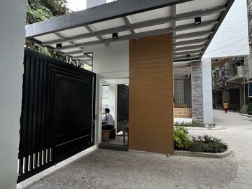 Townhouse in San Juan near Pinaglabanan, Santolan, Greenhills with Security SD