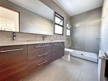 Casa en Venta en MEDITERRÁNEA NUEVA EN CONDOMINIO
