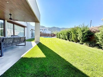 Casa en Venta en MEDITERRÁNEA NUEVA EN CONDOMINIO