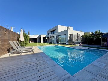 Casa en Venta en MEDITERRÁNEA NUEVA EN CONDOMINIO